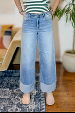 Load image into Gallery viewer, The Bella Wide-Leg Cuff Jean