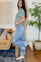 Load image into Gallery viewer, The Bella Wide-Leg Cuff Jean